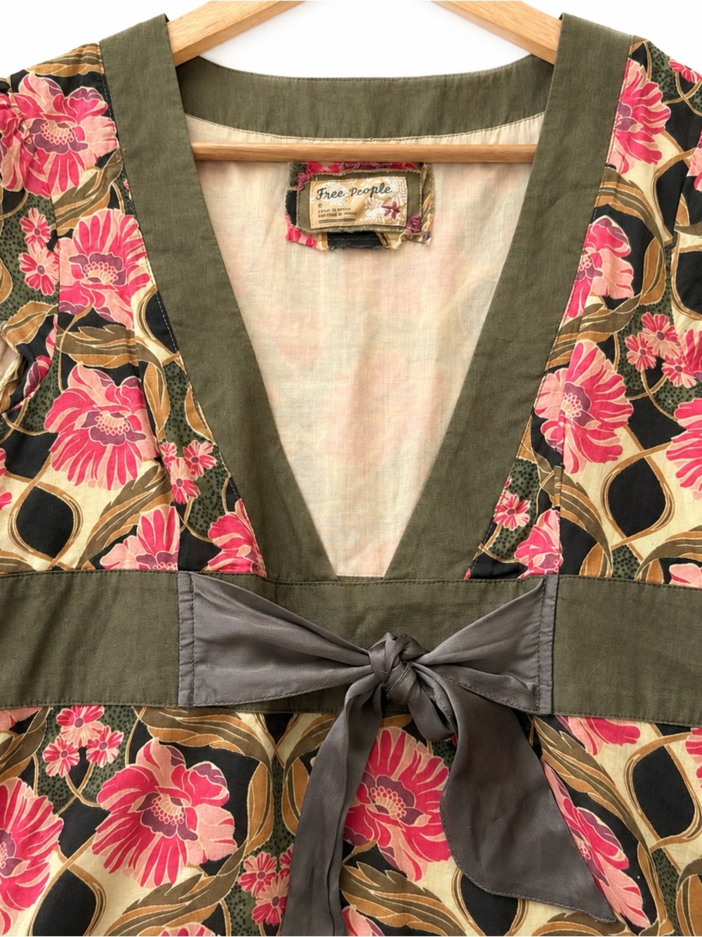 Free People The Originals Jacquard Vintage Pink And Green Floral Dress, Size 6 - Picture 3 of 7